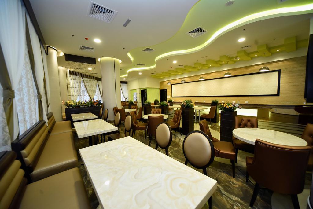 Alain Hotel Ajman Eksteriør bilde